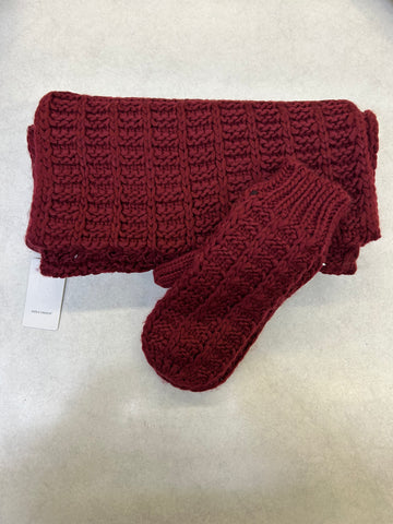 Red Scarf and Mittens set