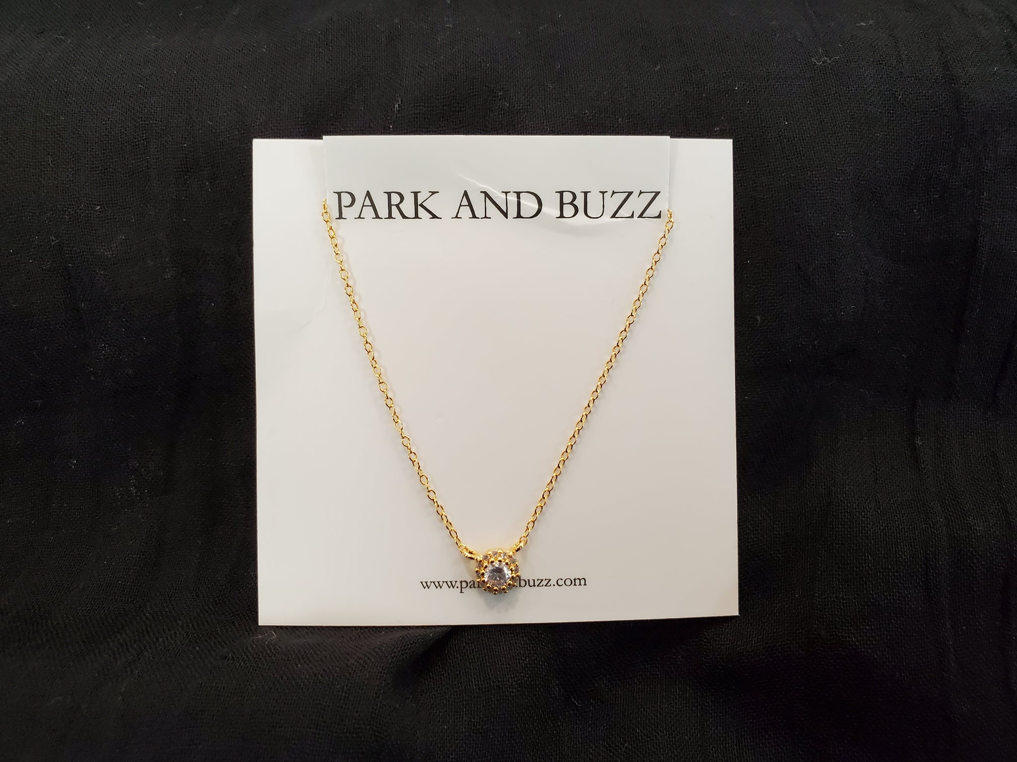 Park and Buzz Juliette Necklace Gold
