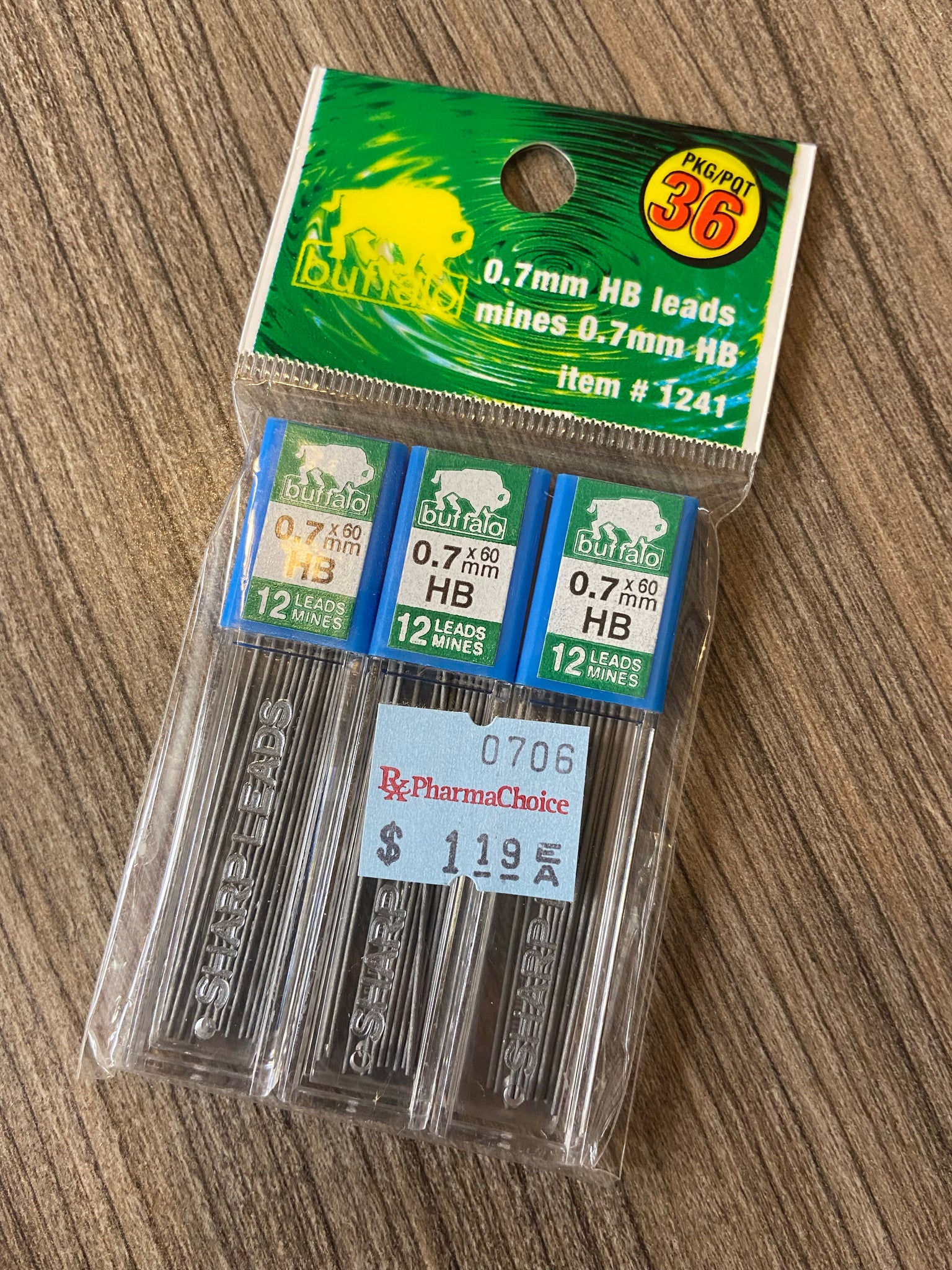 Buffalo 0.7mm HB leads